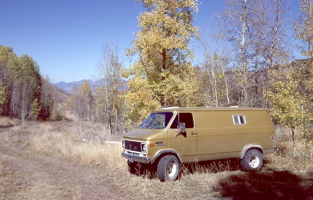 Terravan at Stewart Creek Sep 1977r.jpg