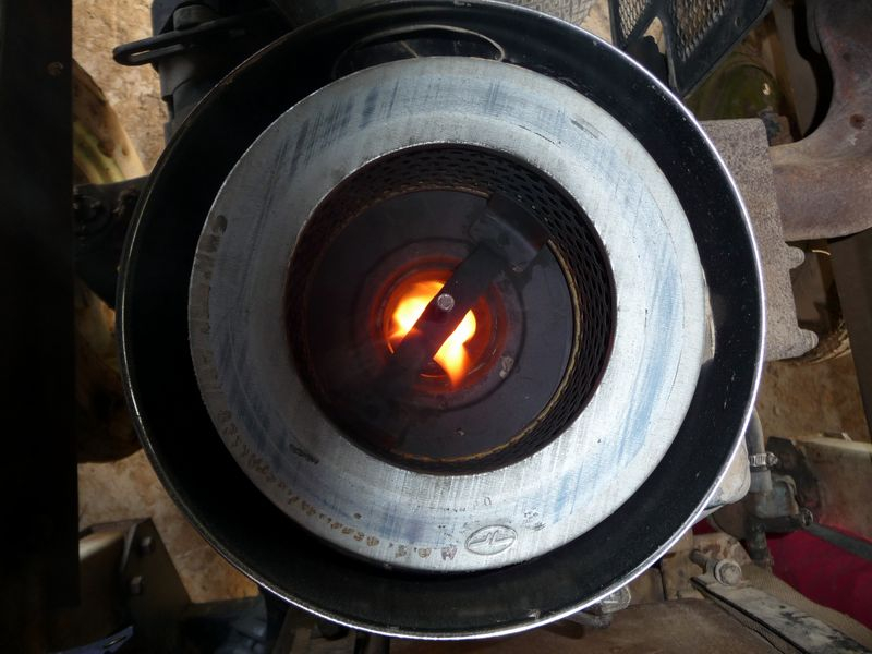 ThermoStart - photos of TS flame -- ThermostartFlame.JPG