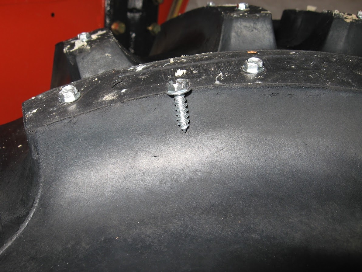 tire screws.jpg