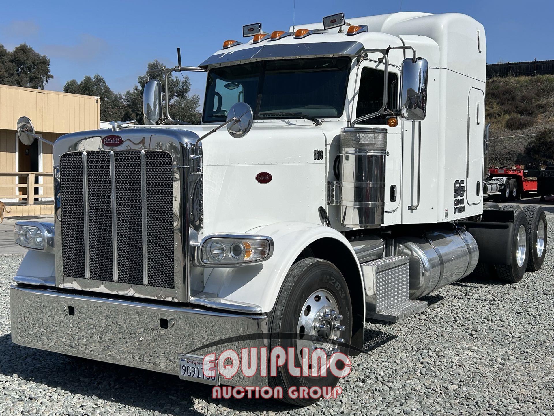2012 PETERBILT 388 SLEEPER TRUCK (A51222)