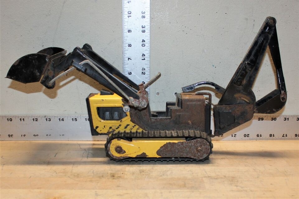 Tonka Trackhoe.jpg