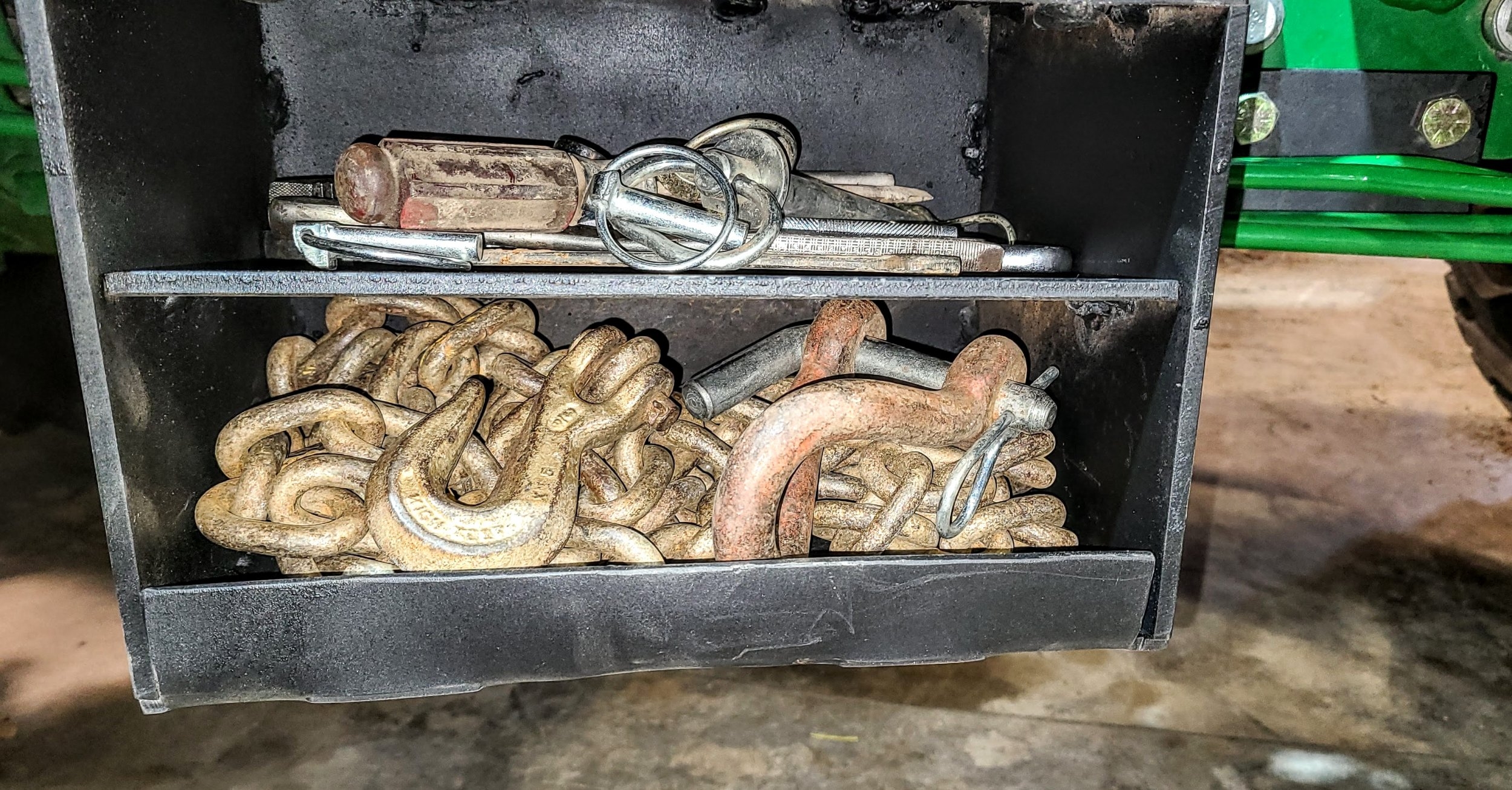 tool chain box4.jpg