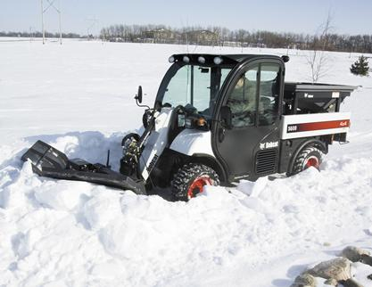 toolcat_5600_with_v_blade.jpg