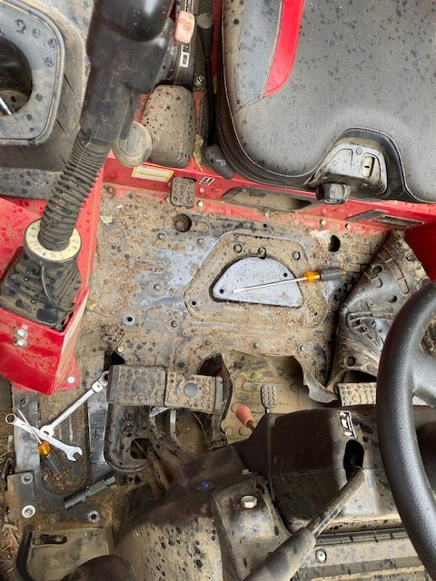 top of hose is below screwdriver tip.jpg