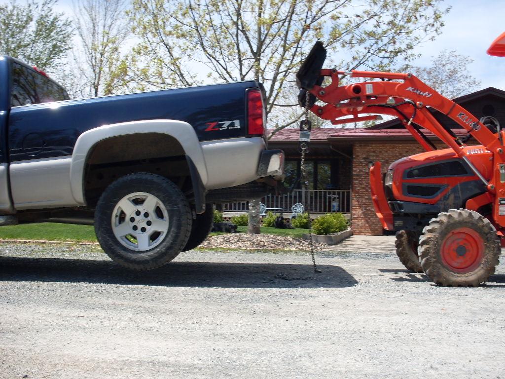 Tractor lifts 011 (Large).jpg