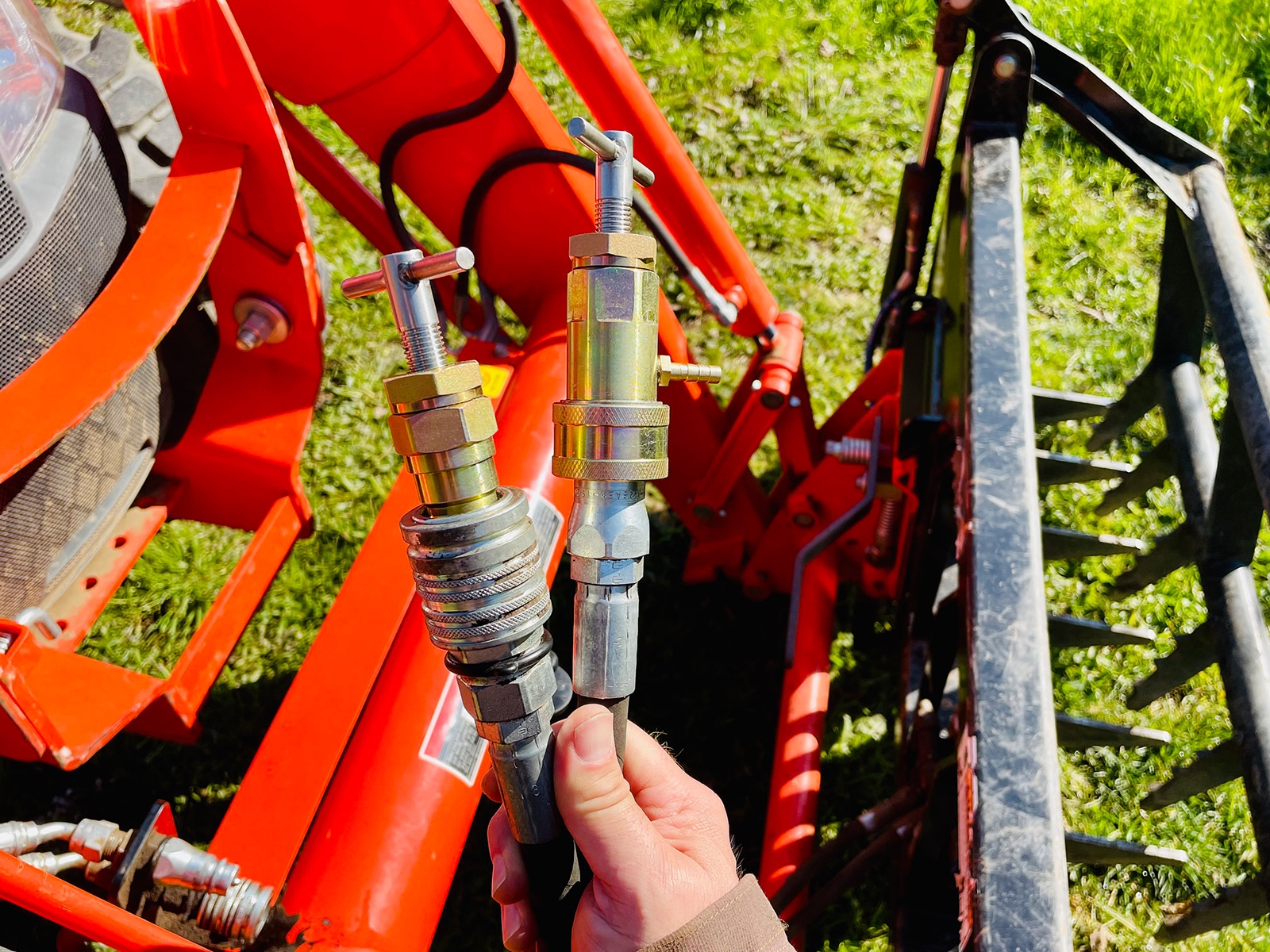 tractor-relief-tool-4.jpg