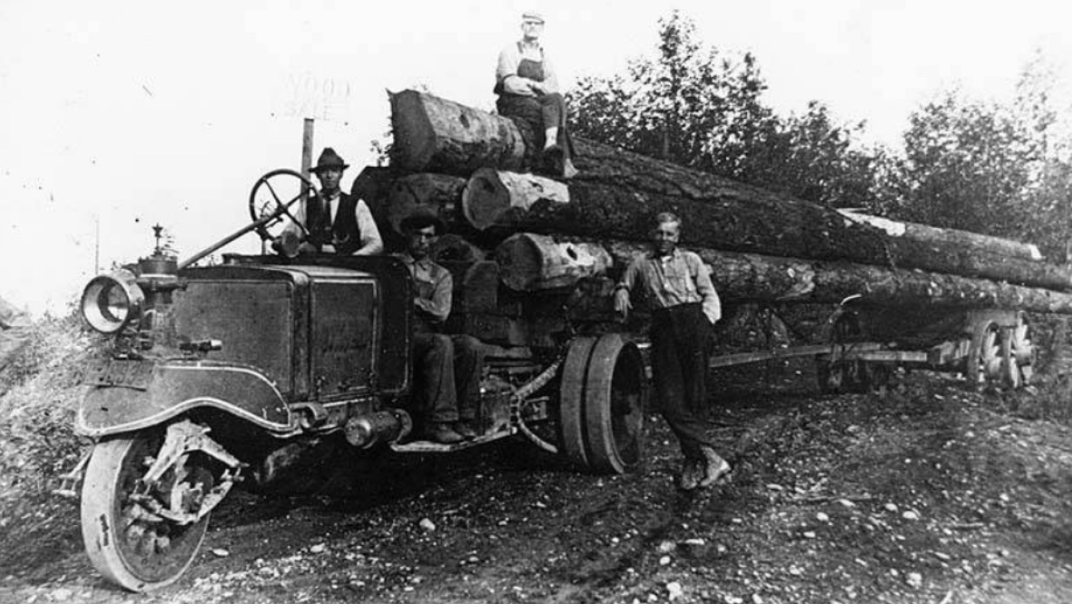 Tricyclelogtruck.jpg