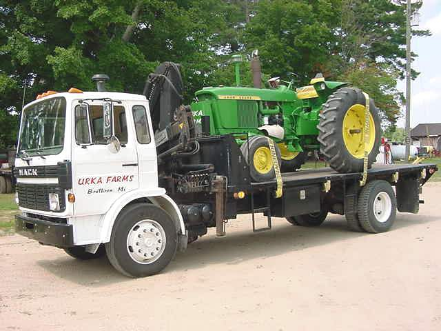 truck tractor.JPG