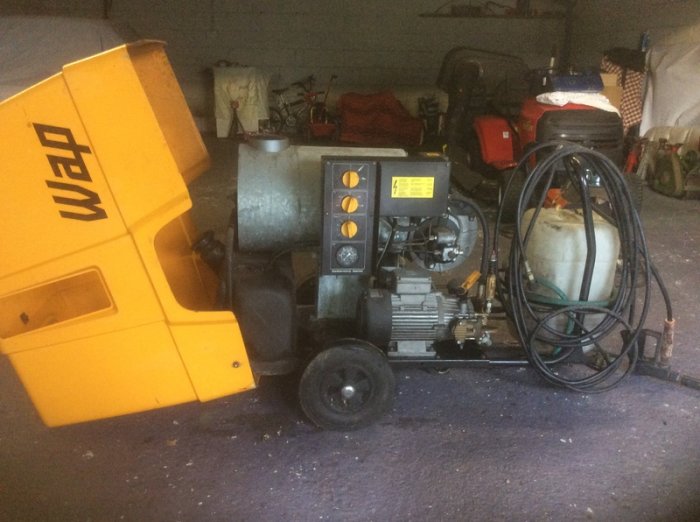 Wap hot shop water pressure washer