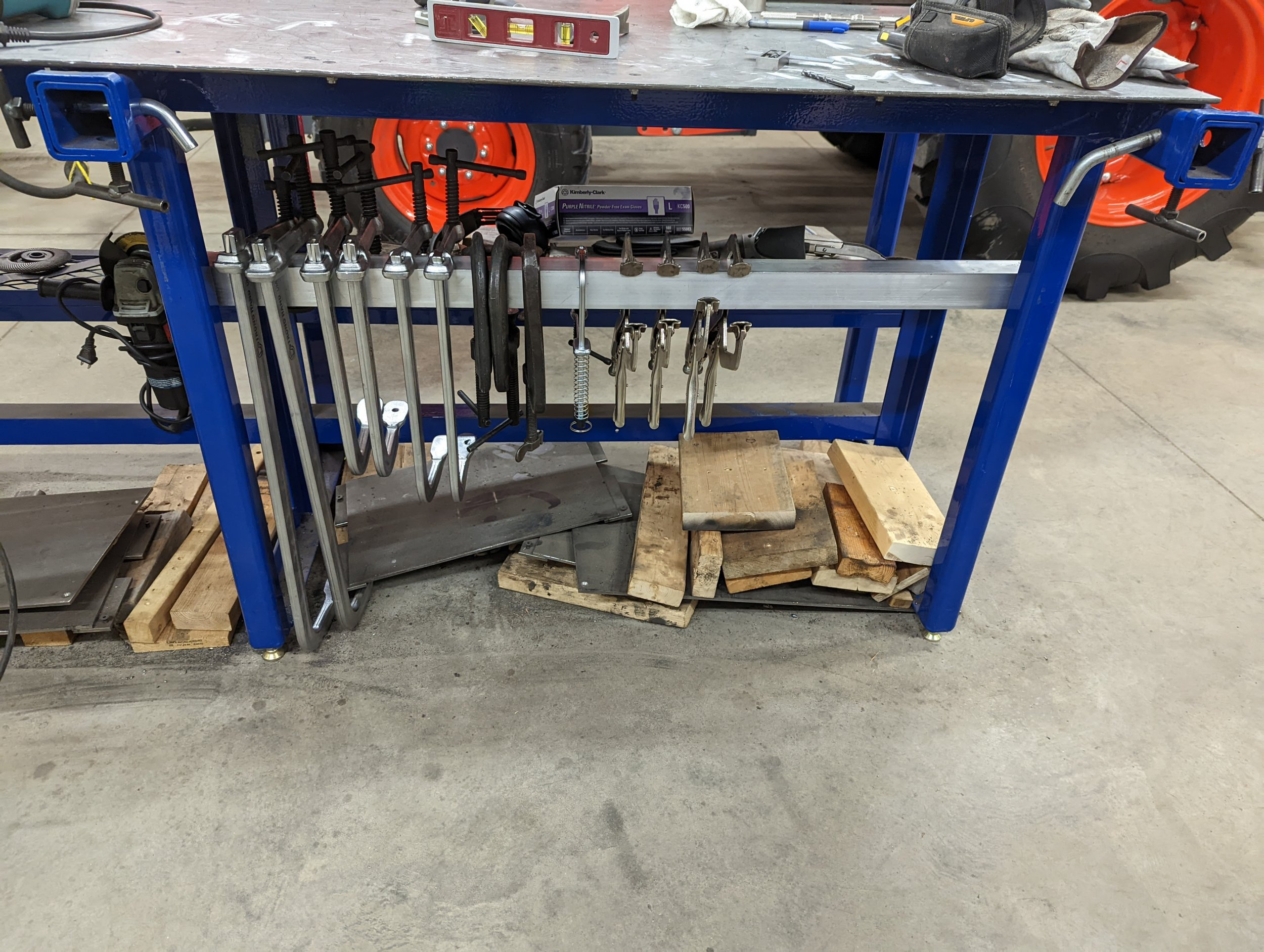 Weld table clamp rack (3).jpg