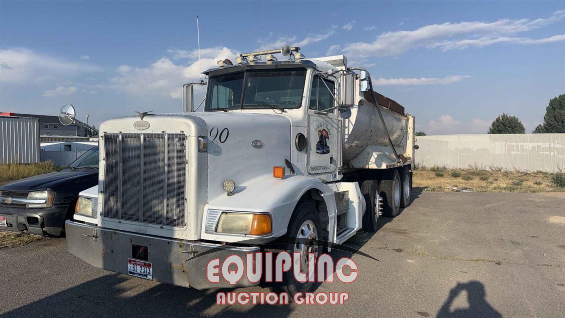1995 PETERBILT 377 TRI  AXLE DUMP TRUCK (A54607)