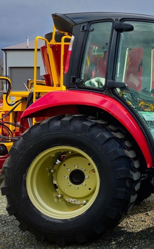 Yanmar wheels2.jpg