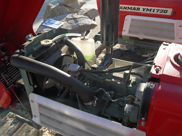 YM1720--03.JPG