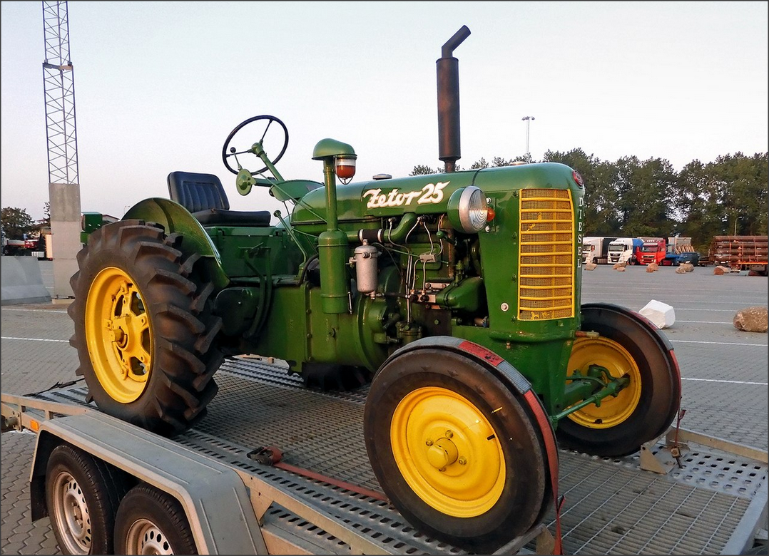 Zetor 25.png
