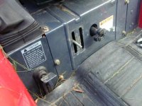 304666-rear hydrolics lever.jpg