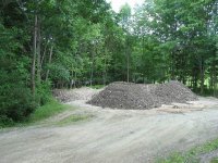 306418-piles.JPG