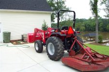 308411-New_Mahindra_2810 rear_002.jpg