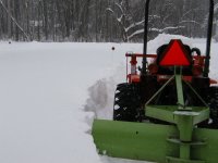 300061-heavy snow.jpg