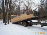 33-214020-Unloading_Trusses.jpg