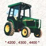 9-32578-JD4400laurincab.jpg