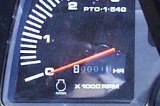 283871-Tach.jpg