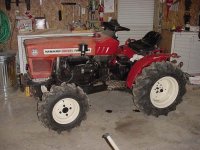 49-132422-tractor6med.jpg