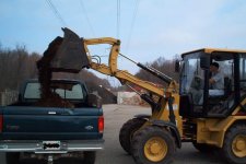 35-133250-CatLoader.JPG