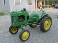 1940 John Deere L(2).jpg