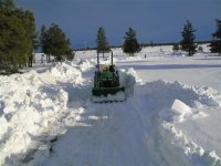 Deep snow on tractor.JPG