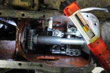 mf165hydraulics3.jpg