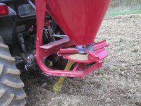 Broken spreader.jpg