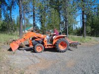 lisa tractor.JPG