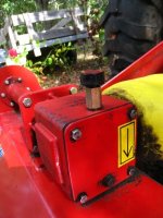 Caroni flail gearbox oil leak fix2.jpg