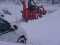 Bota in snow Clyde stiches and funny faces 013.jpg