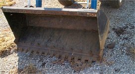5-210801-Tractorbucket.jpg