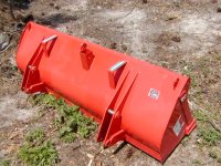 302354-Kubota Bucket rear view.JPG