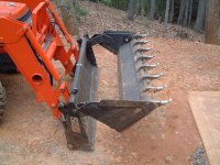5-135305-4n1bucket1.jpg