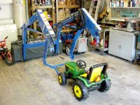 288648-Little Tractor Big Loader 2.jpg