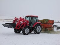 TYM-T903 Feeding Cows 12-22-08 037.jpg