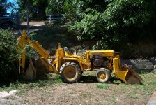 Hinomoto Backhoe.jpg