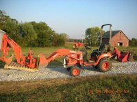 tbncarsceLiftBackhoe2.jpg