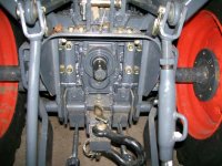Three point hitch 001.jpg