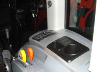 dk45se inside cab 008.jpg