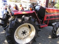 tractor.jpg