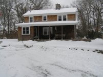 Bota and house 010.jpg