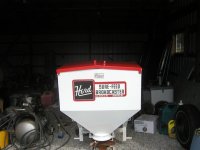 Herd 750 Spreader.jpg