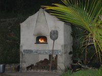 bermuda wood-burning oven tractorweb.jpg