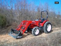 246226-tractor1.jpg