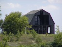 337135-Abandoned Gambrel Barn.jpg