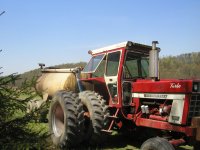 Manure Hauling on April 27-09.jpg